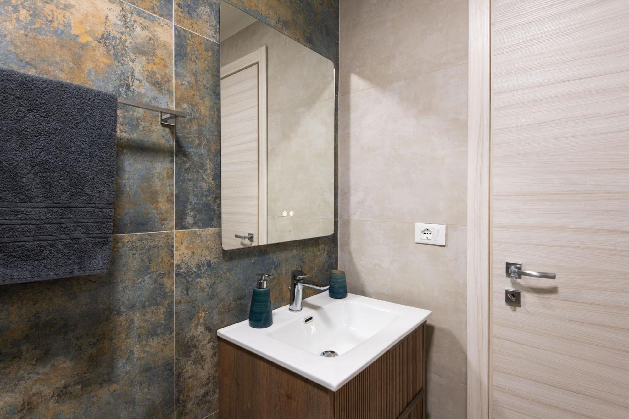 Villareale Flat - Palermo City Center Free Parking Exterior photo